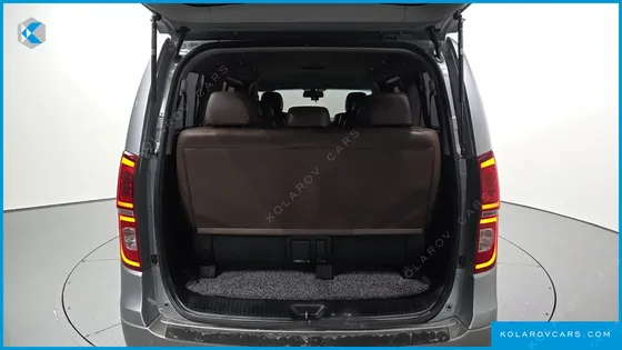 HYUNDAI STAREX URBAN 9-SEATER