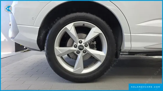 AUDI Q3 35 TDI PREMIUM SPORTBACK