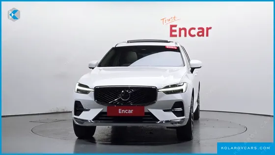 VOLVO XC60 B5 ULTRA BRIGHT