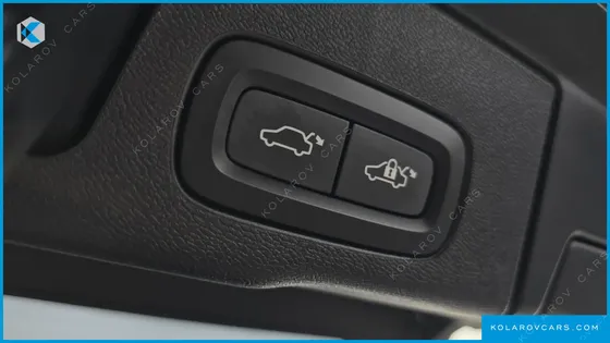 VOLVO XC60 B5 ULTRA BRIGHT