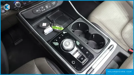 KIA CARNIVAL HEV 9SEATER SIGNATURE