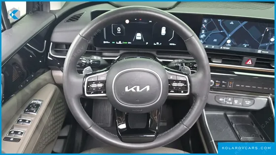 KIA CARNIVAL HEV 9SEATER SIGNATURE