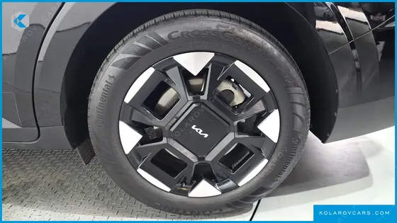 KIA CARNIVAL HEV 9SEATER SIGNATURE