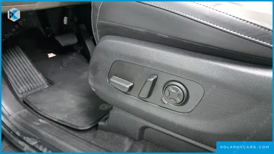 KIA CARNIVAL HEV 9SEATER SIGNATURE