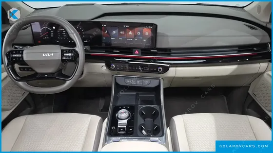 KIA CARNIVAL GASOLINE 9-SEATER GRAVITY