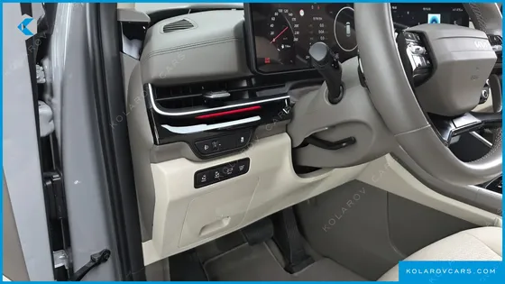 KIA CARNIVAL GASOLINE 9-SEATER GRAVITY