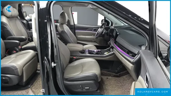 KIA CARNIVAL GASOLINE 7-SEATER NOBLESSE