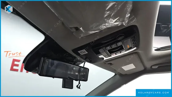 KIA CARNIVAL GASOLINE 7-SEATER NOBLESSE