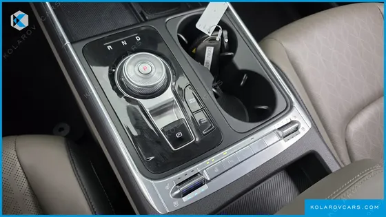 KIA CARNIVAL DIESEL 9-SEATER NOBLESSE