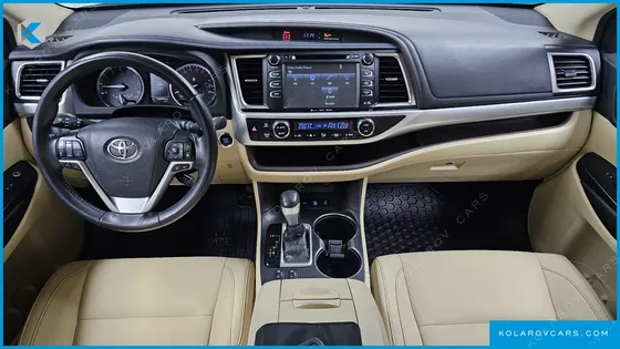 TOYOTA HIGHLANDER STANDARD