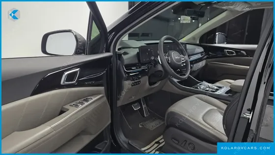 KIA CARNIVAL GASOLINE 9-SEATER GRAVITY