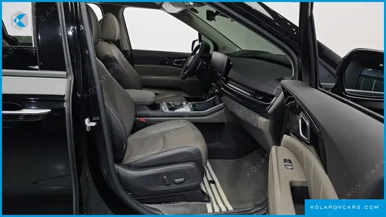 KIA CARNIVAL GASOLINE 9-SEATER GRAVITY