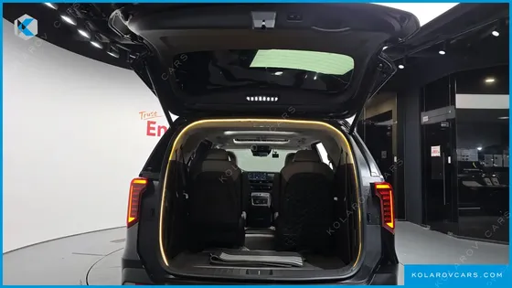 KIA CARNIVAL GASOLINE 9-SEATER GRAVITY