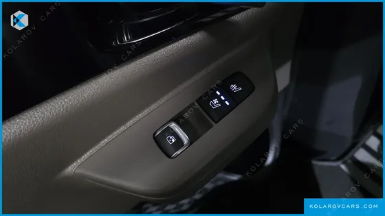 KIA CARNIVAL GASOLINE 9-SEATER GRAVITY