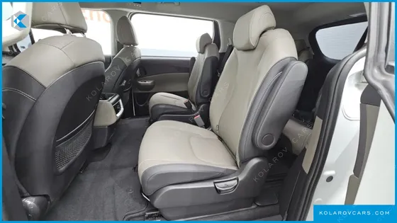 KIA CARNIVAL HEV 9 SEATER PRESTIGE