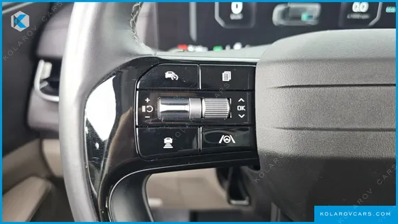 KIA CARNIVAL HEV 9 SEATER PRESTIGE
