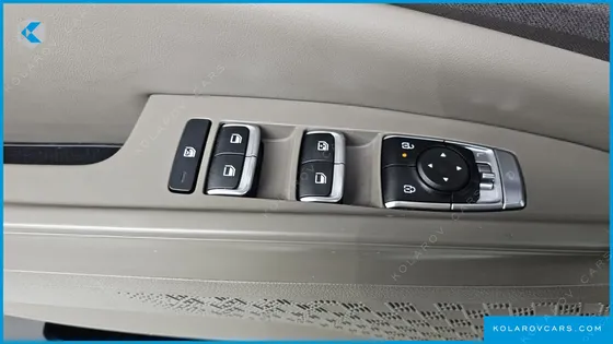 KIA CARNIVAL HEV 9 SEATER PRESTIGE