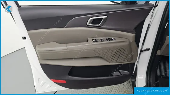 KIA CARNIVAL HEV 9 SEATER PRESTIGE