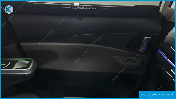 KIA CARNIVAL DIESEL 9-SEATER HI LIMOUSINE (SPECIAL VEHICLE)
