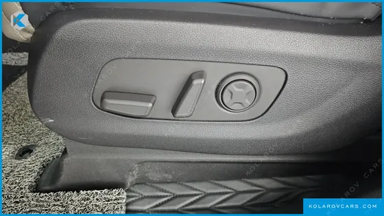 KIA CARNIVAL DIESEL 9-SEATER HI LIMOUSINE (SPECIAL VEHICLE)