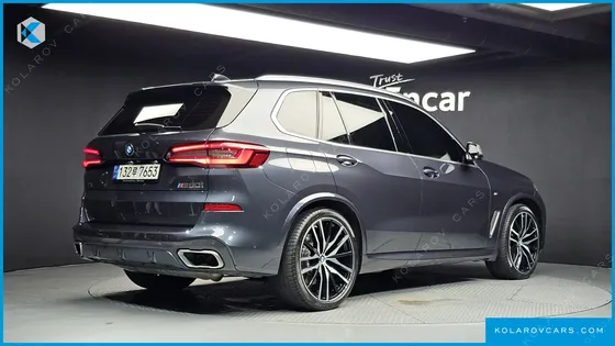 BMW X5 M50I