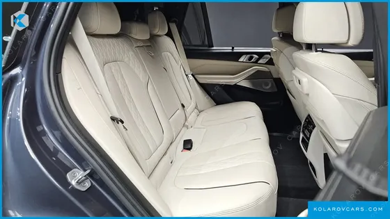 BMW X5 M50I