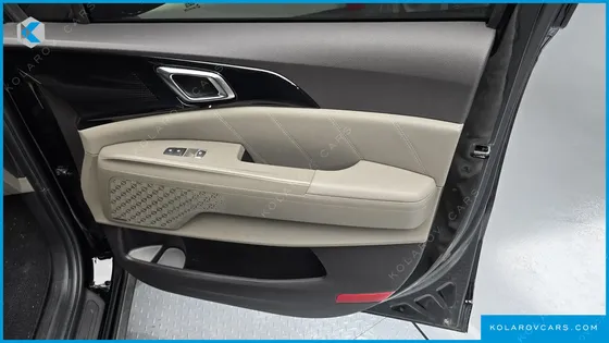 KIA CARNIVAL HEV 9SEATER GRAVITY