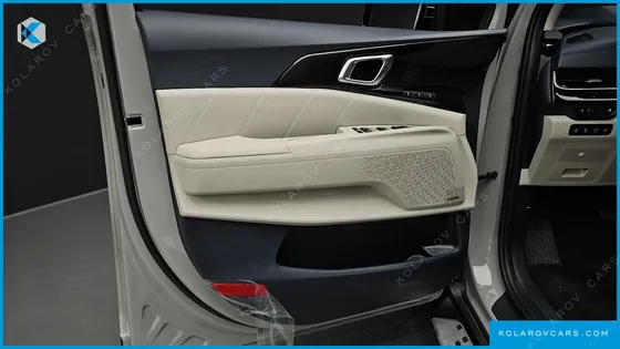 KIA CARNIVAL HEV 9SEATER GRAVITY