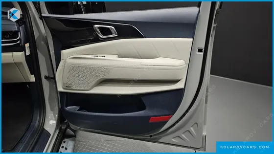 KIA CARNIVAL HEV 9SEATER GRAVITY