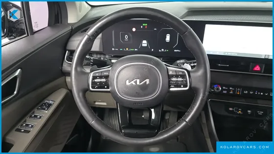 KIA CARNIVAL HEV 9 SEATER PRESTIGE