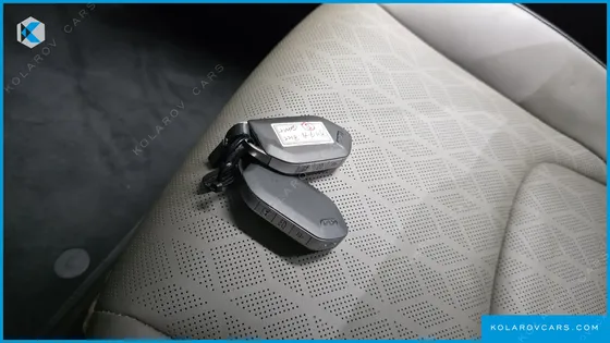 KIA CARNIVAL HEV 9 SEATER PRESTIGE