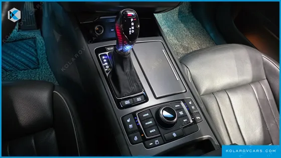 HYUNDAI GENESIS G330 PREMIUM AWD