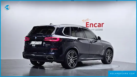 BMW X5 M50I