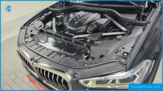 BMW X5 M50I