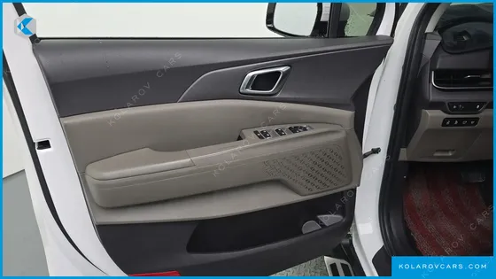 KIA CARNIVAL HEV 9SEATER NOBLESS