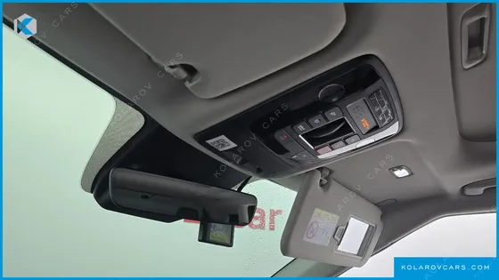 KIA CARNIVAL HEV 9SEATER NOBLESS