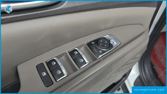 KIA CARNIVAL HEV 9SEATER NOBLESS