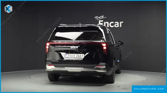 KIA CARNIVAL DIESEL 9-SEATER SIGNATURE