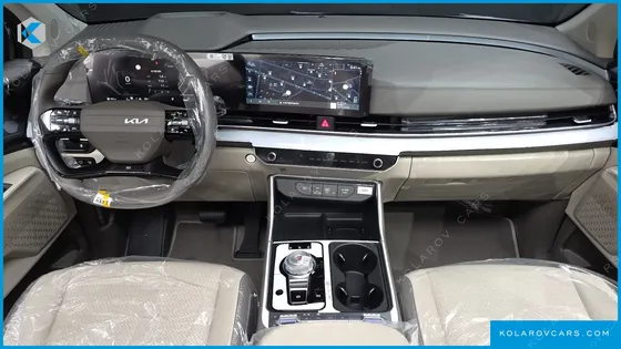 KIA CARNIVAL DIESEL 9-SEATER SIGNATURE