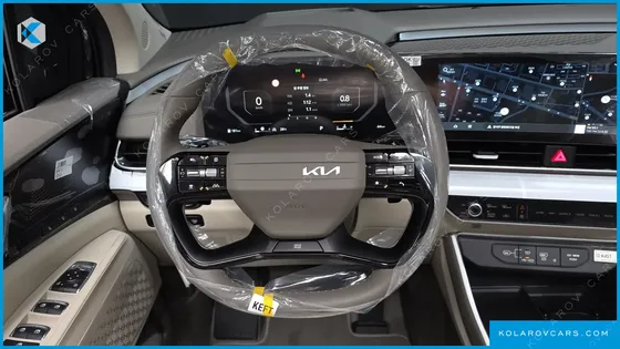 KIA CARNIVAL DIESEL 9-SEATER SIGNATURE