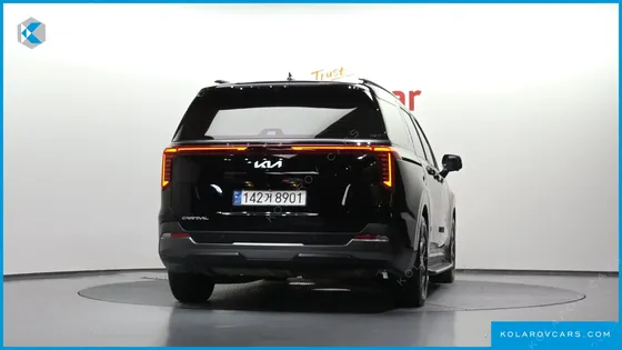 KIA CARNIVAL DIESEL 9-SEATER GRAVITY