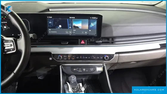 KIA CARNIVAL DIESEL 9-SEATER GRAVITY