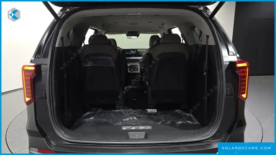 KIA CARNIVAL DIESEL 9-SEATER GRAVITY