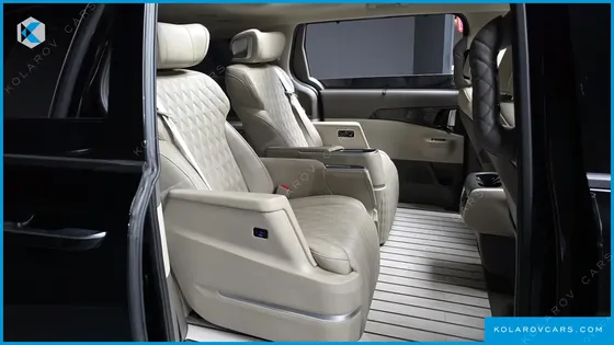 KIA CARNIVAL DIESEL 9-SEATER SIGNATURE