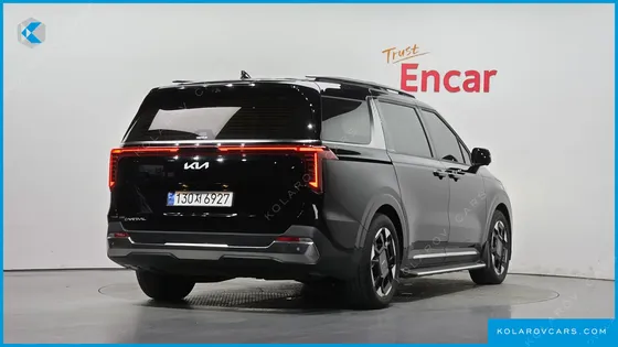 KIA CARNIVAL DIESEL 7-SEATER SIGNATURE