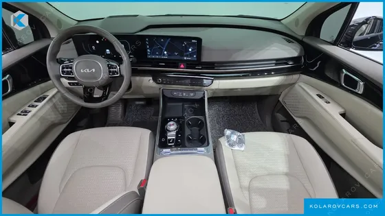 KIA CARNIVAL DIESEL 7-SEATER SIGNATURE