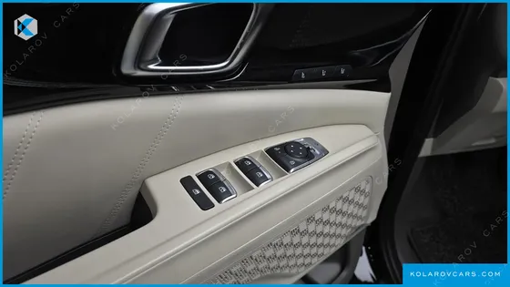 KIA CARNIVAL DIESEL 7-SEATER SIGNATURE