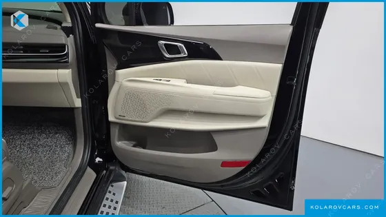 KIA CARNIVAL DIESEL 7-SEATER SIGNATURE