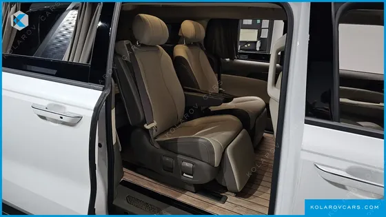KIA CARNIVAL HEV 7-SEATER HI LIMOUSINE