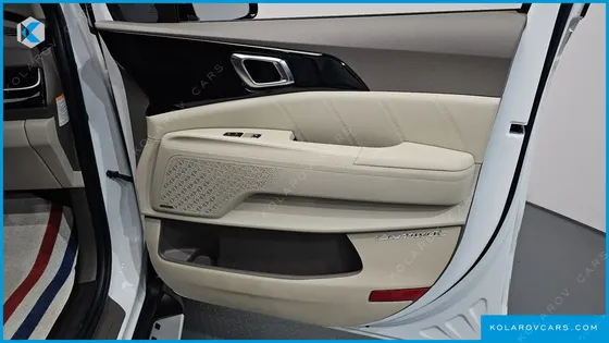 KIA CARNIVAL HEV 7-SEATER HI LIMOUSINE